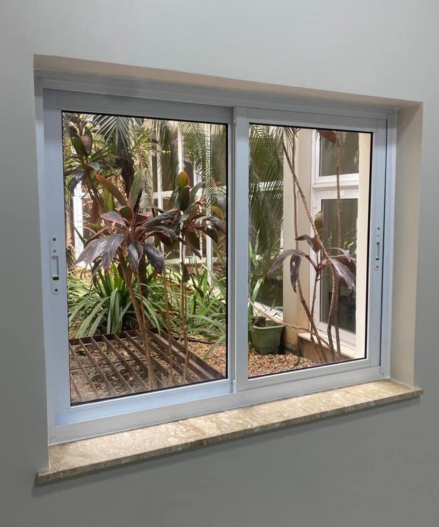 Projeto com esquadrias de alumínio personalizadas em Piracicaba - Esquadri Gold's.