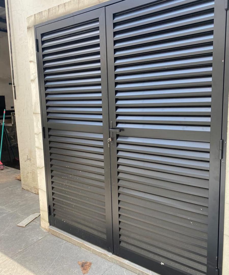 Projeto com esquadrias de alumínio personalizadas em Piracicaba - Esquadri Gold's.